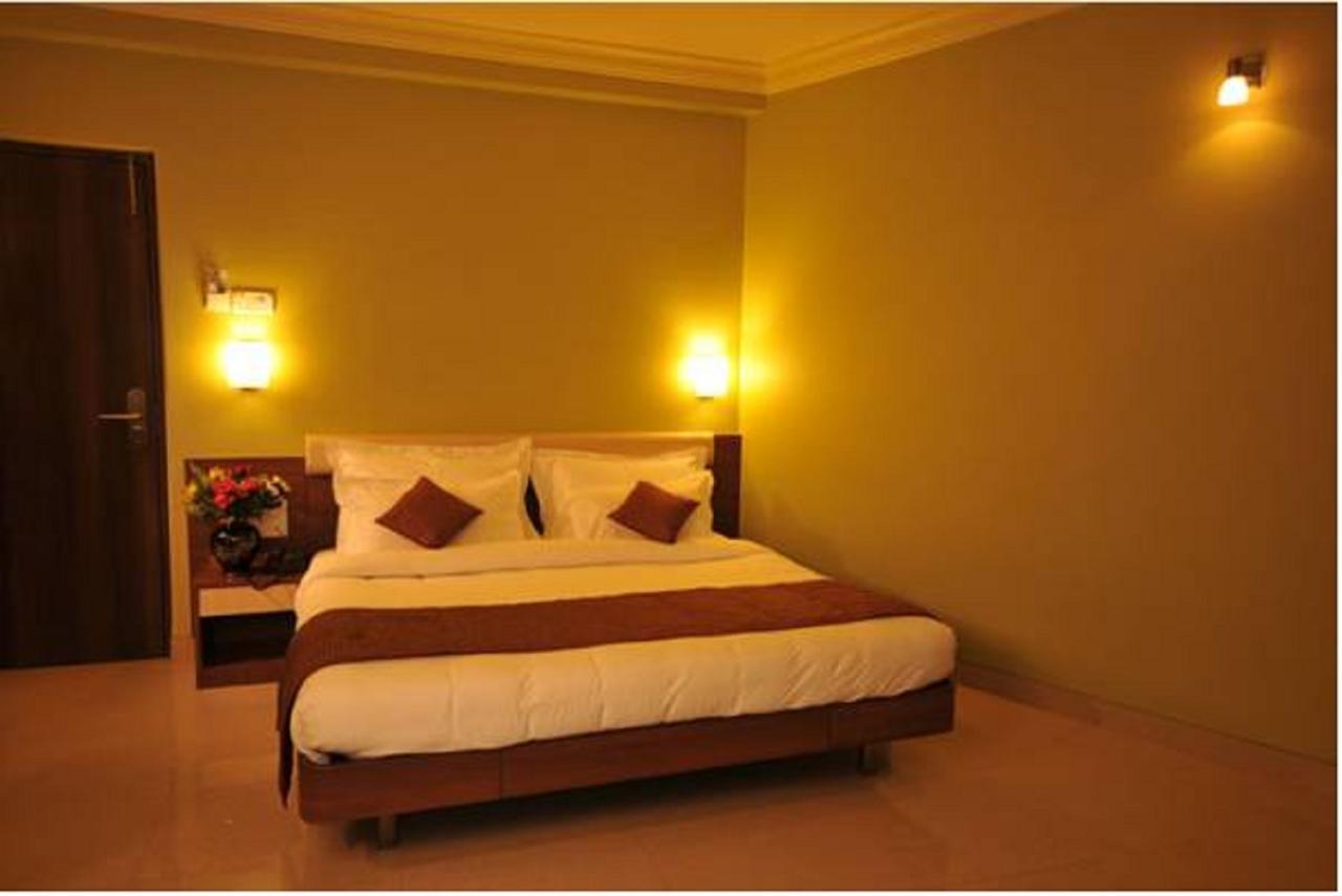Daiwik Hotels Shirdi Zewnętrze zdjęcie